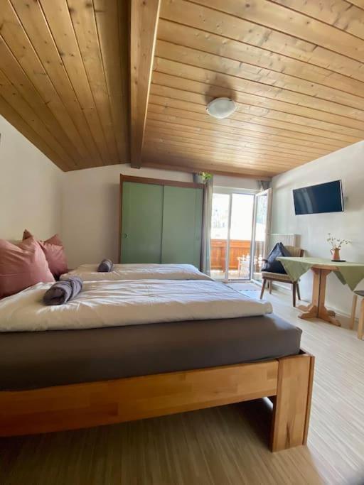 Alpenchalet Basecamp Apartment 2 Санкт Мартин ам Тененгебирге Екстериор снимка