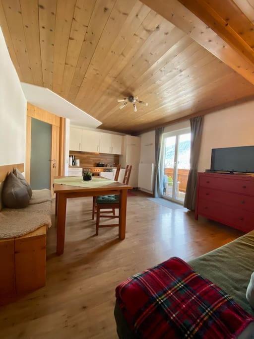 Alpenchalet Basecamp Apartment 2 Санкт Мартин ам Тененгебирге Екстериор снимка